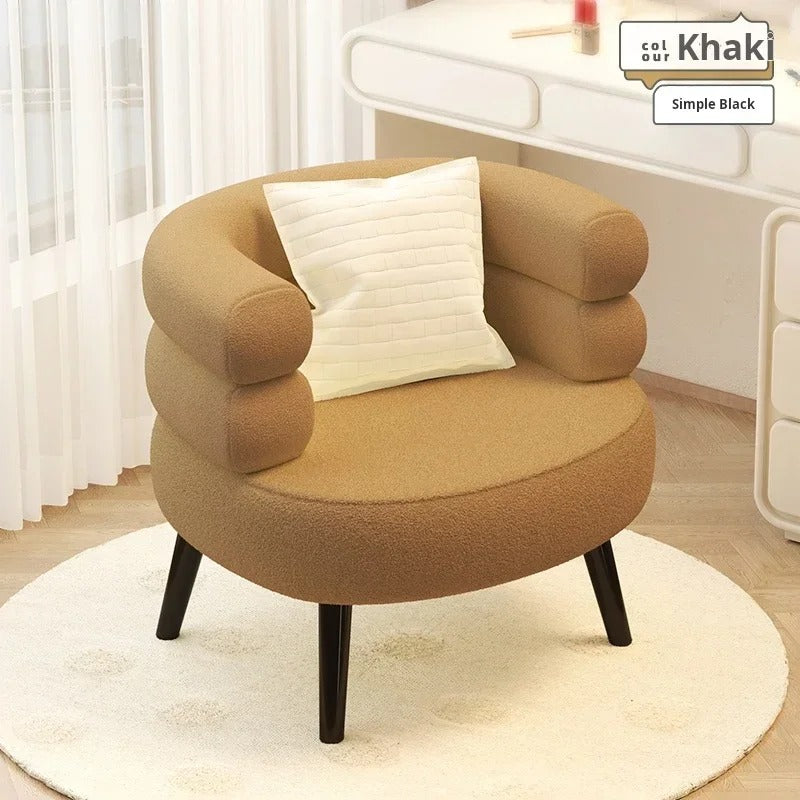 Make-Up Chair