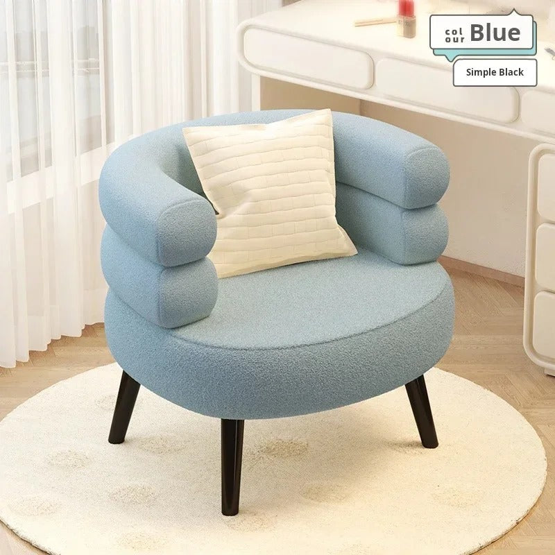 Make-Up Chair
